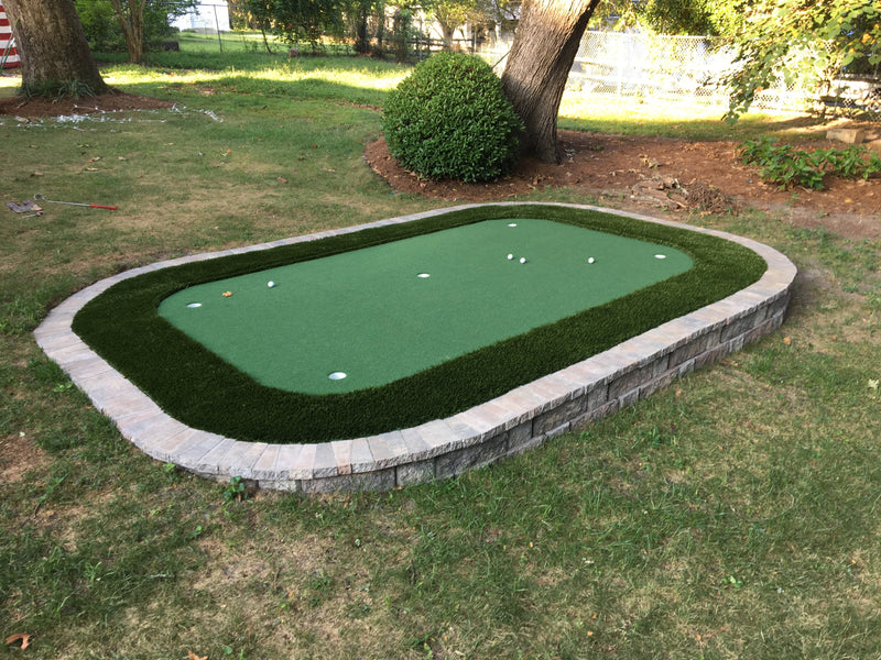 How to DIY A Putting Green In Your Backyard (on the CHEAP!)